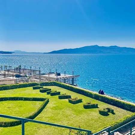 Sail Ocean View Apartment Sarandë