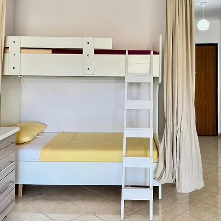 Sail Ocean View * Sarandë